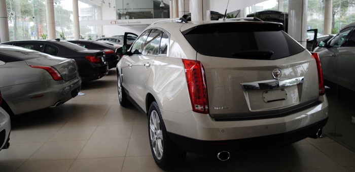 Cadillac SRX 2010 được trang bị động cơ V6, 3.0L phun nhiên liệu trực tiếp cho công suất 260 mã lực